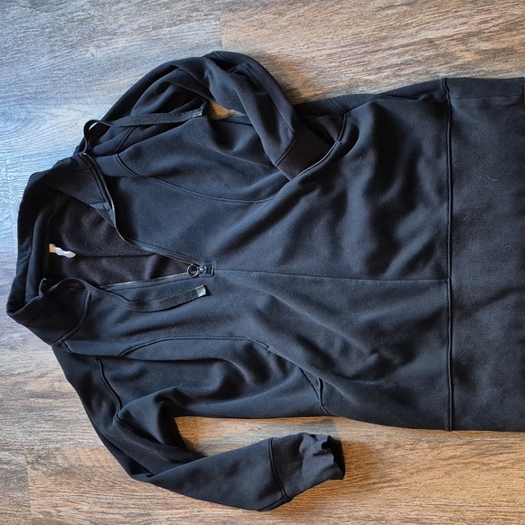 Athleta Tops - Athleta 1/4 Zip Pullover Sweatshirt Top Funnel Neck Black, Size L